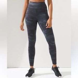 Soma Nonstop Camo Leggings Small Black Gray High Rise Stretch